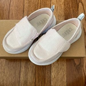 Crevo memory foam velcro shoe